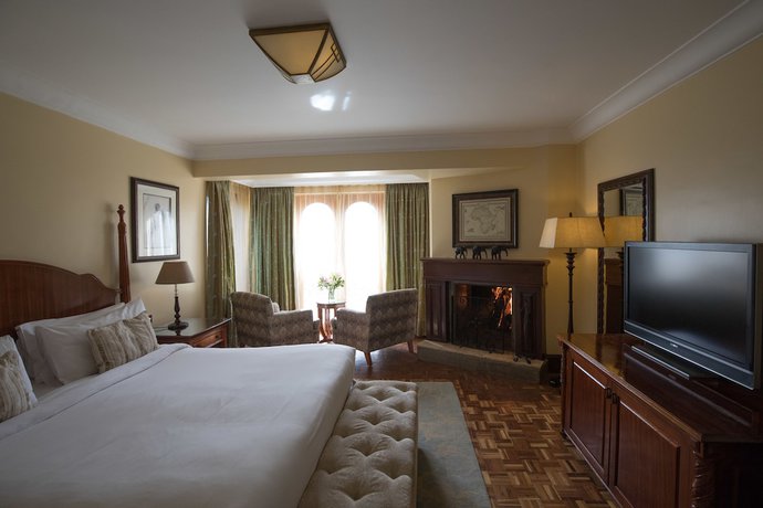 Imagen de la habitación del Hotel Fairmont Mount Kenya Safari. Foto 15