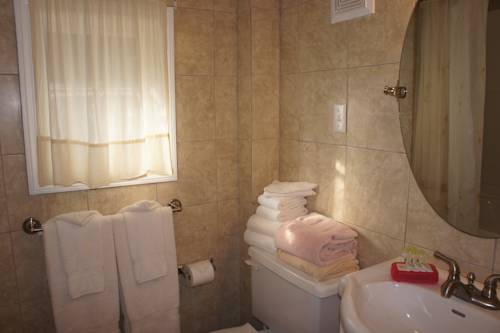 Imagen de la habitación del Hotel Fairmont Mountain Bungalows. Foto 7
