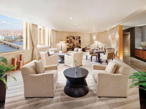 Imagen de la habitación del Hotel Fairmont Nile City, Cairo. Foto 18