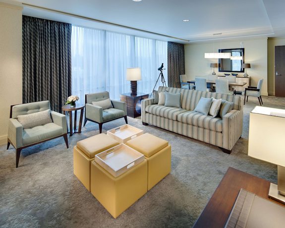 Imagen de la habitación del Hotel Fairmont Pittsburgh. Foto 3