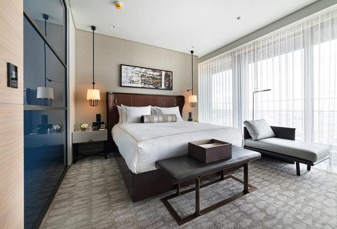 Imagen de la habitación del Hotel Fairmont Quasar Istanbul. Foto 10