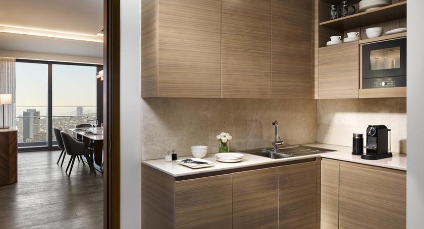 Imagen de la habitación del Hotel Fairmont Quasar Istanbul. Foto 11