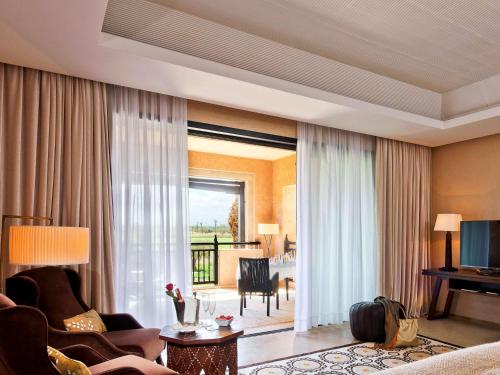 Imagen de la habitación del Hotel Fairmont Royal Palm Marrakech. Foto 18