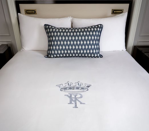 Imagen de la habitación del Hotel Fairmont Royal York Gold Experience. Foto 18