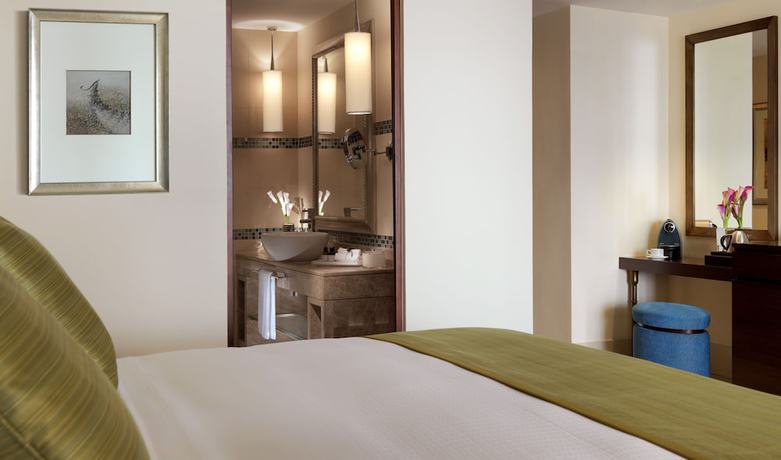 Imagen de la habitación del Hotel Fairmont The Palm. Foto 3