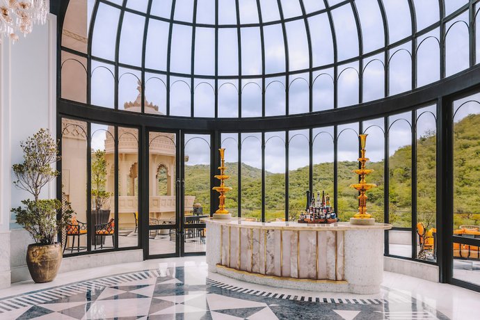 Imagen del bar/restaurante del Hotel Fairmont Udaipur Palace. Foto 2