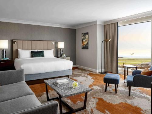 Imagen de la habitación del Hotel Fairmont Vancouver Airport In-terminal. Foto 12