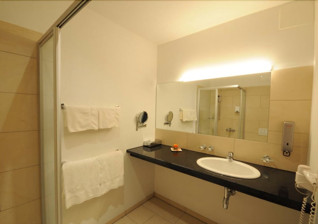 Imagen de la habitación del Hotel Fairmotel Dornbirn. Foto 13