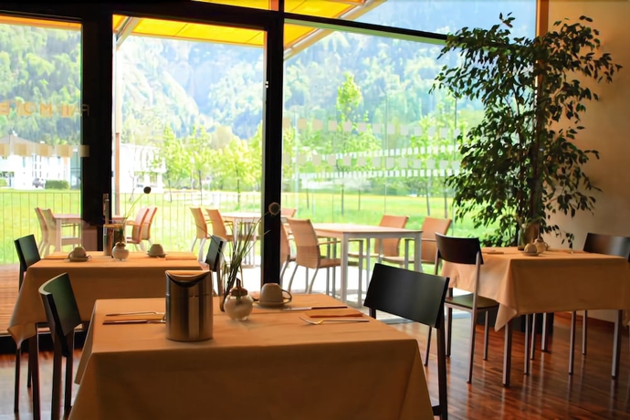 Imagen del bar/restaurante del Hotel Fairmotel Dornbirn. Foto 4