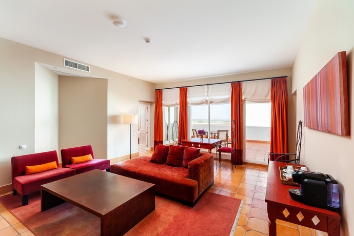 Imagen de la habitación del Hotel Fairplay Golf & Spa. Foto 15