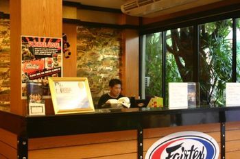 Imagen de los interiores del Hotel Fairtex Express. Foto 11