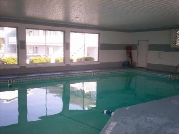 Imagen de la piscina del Hotel Fairview Beachfront Inn. Foto 17
