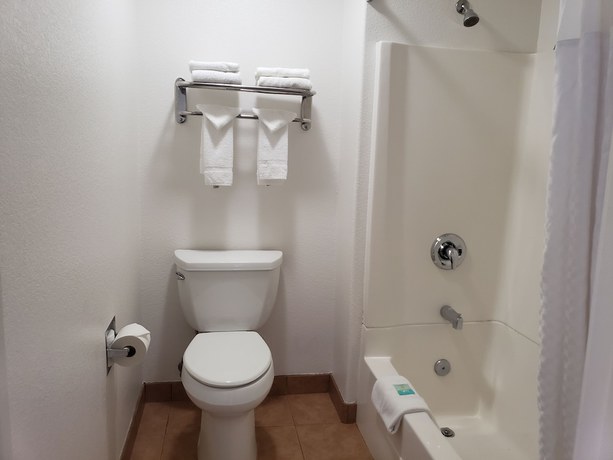 Imagen de la habitación del Hotel Fairview Inn and Suites, Healdsburg. Foto 5