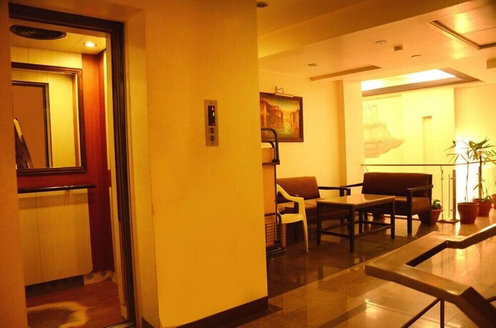 Imagen de los interiores del Hotel Fairway, Amritsar. Foto 36