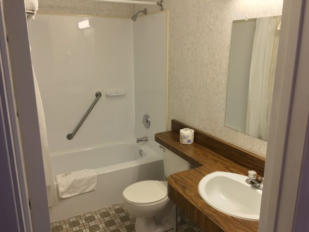 Imagen de la habitación del Hotel Fairway Inn, Sussex. Foto 12