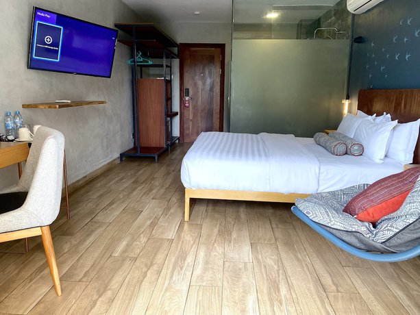 Imagen de la habitación del Hotel Fairway and Spa. Foto 11