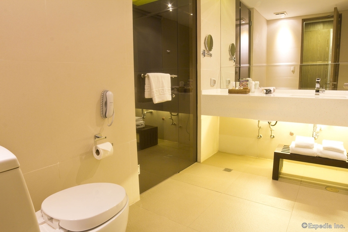 Imagen de la habitación del Hotel Fairways and Bluewater Boracay. Foto 4