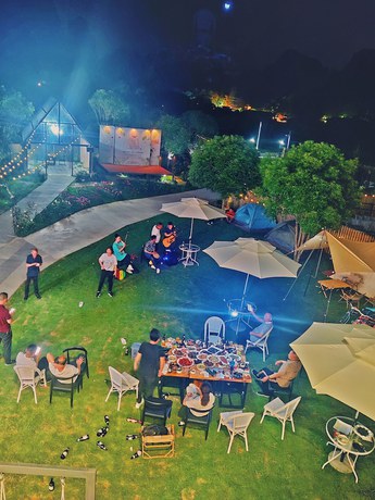 Imagen del bar/restaurante del Hotel Fairyland. Foto 2