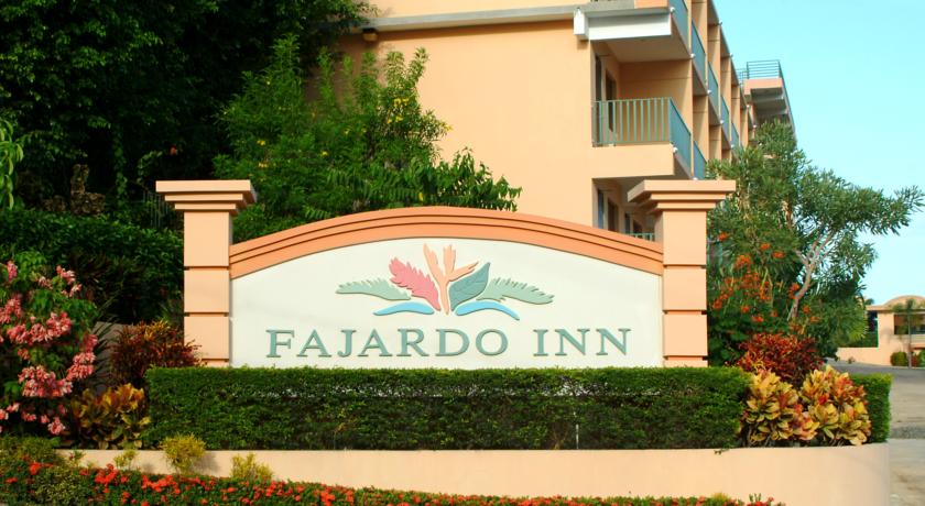 Imagen de los exteriores del Hotel Fajardo Inn. Foto 9