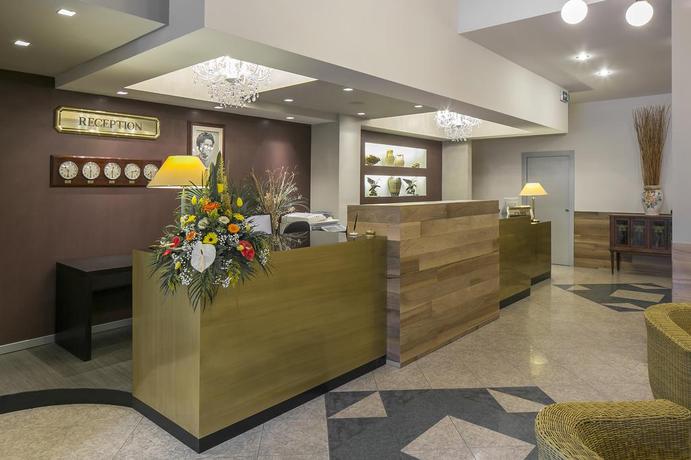 Imagen de los interiores del Hotel Falco D'oro, Tole. Foto 17