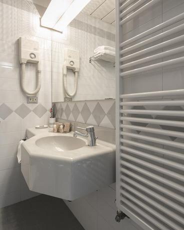 Imagen de la habitación del Hotel Falco D'oro, Tole. Foto 10