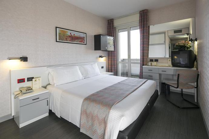 Imagen de la habitación del Hotel Falco D'oro, Tole. Foto 11