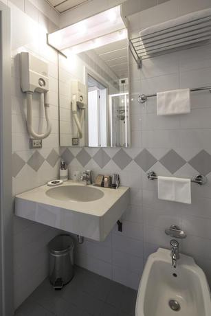 Imagen de la habitación del Hotel Falco D'oro, Tole. Foto 13