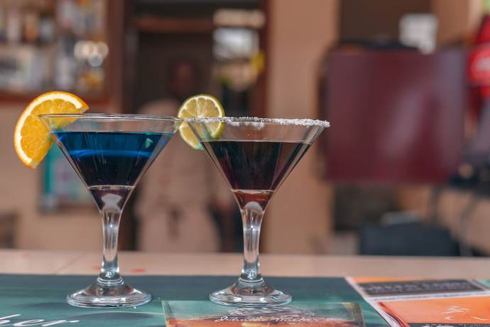 Imagen de la piscina del Hotel Falcon Heights. Foto 16