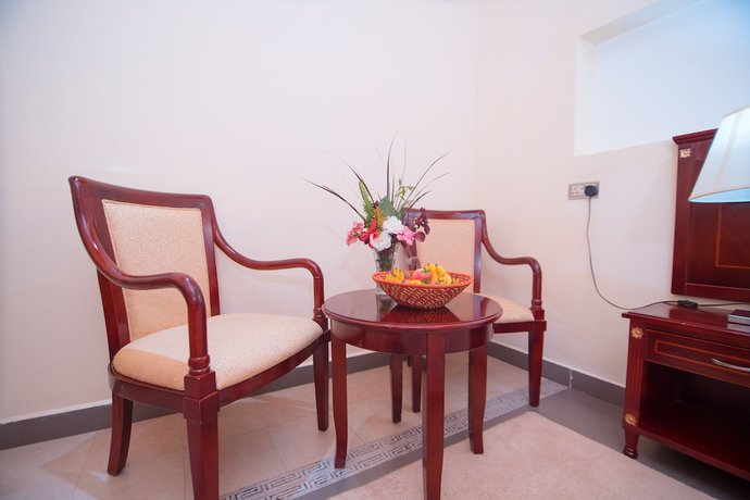 Imagen de los interiores del Hotel Falcon Heights. Foto 13