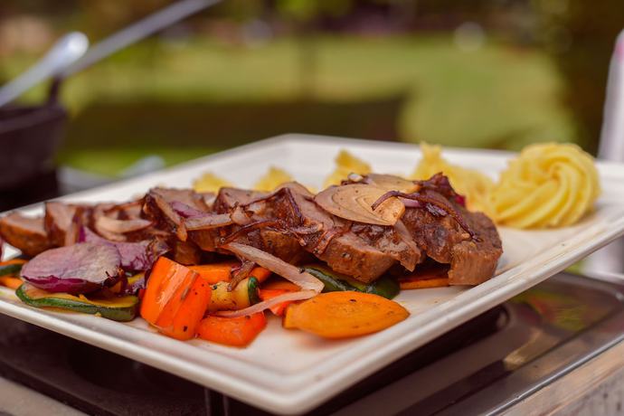 Imagen del bar/restaurante del Hotel Falcon Heights. Foto 4