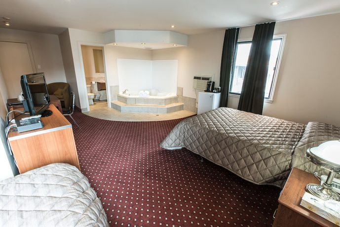 Imagen de la habitación del Hotel Falcon Motel Brossard. Foto 7