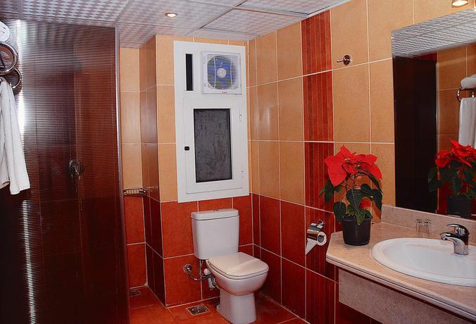 Imagen de la habitación del Hotel Falcon Naama Star. Foto 7