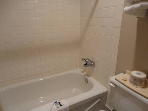 Imagen de la habitación del Hotel Falcon Resort. Foto 9