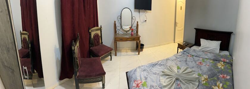 Imagen general del Hotel Falcon pyramids inn. Foto 3