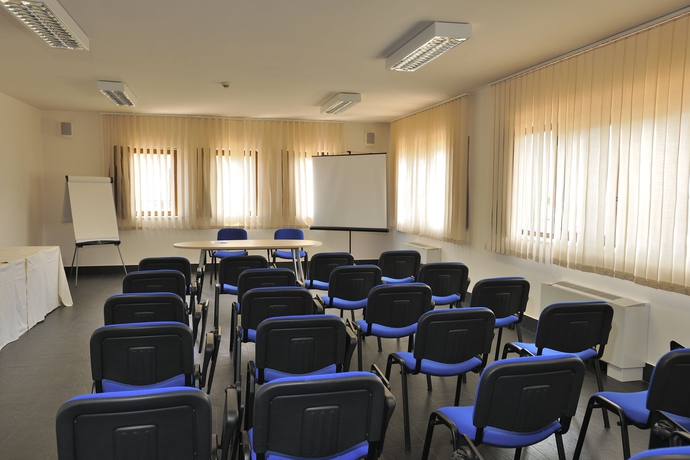 Imagen de los interiores del Hotel Falconara Greenblu Resort. Foto 11