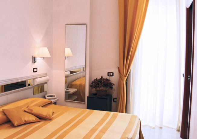 Imagen de los interiores del Hotel Falcone. Foto 12