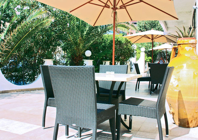 Imagen de los exteriores del Hotel Falcone. Foto 11