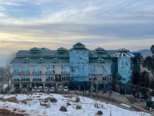 Imagen general del Hotel Falettis Grand Hotel Murree. Foto 1