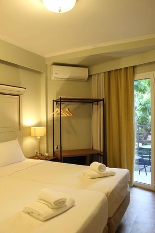 Imagen de la habitación del Hotel Falireon. Foto 4