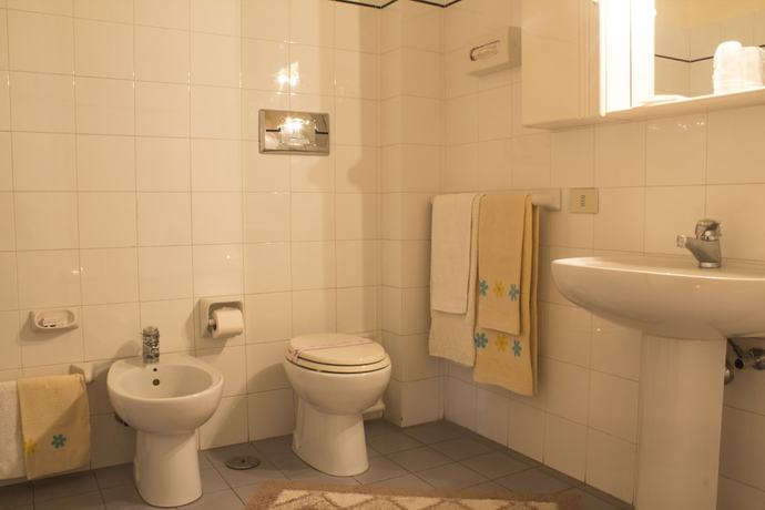 Imagen de la habitación del Hotel Falisco. Foto 11