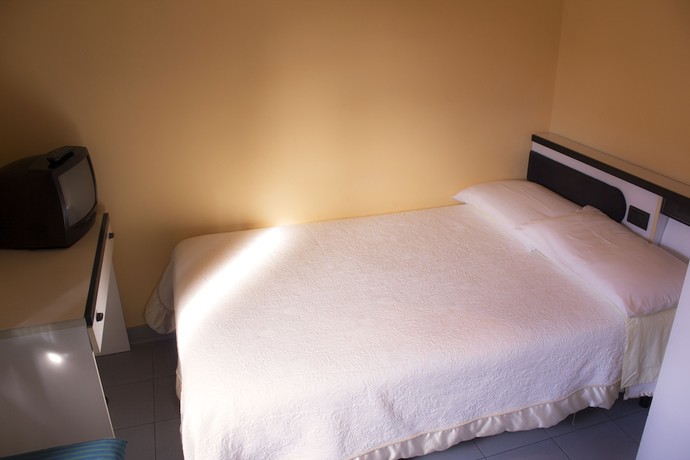 Imagen de la habitación del Hotel Falisco. Foto 14