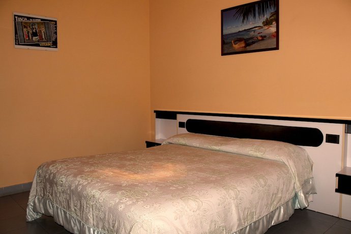 Imagen de la habitación del Hotel Falisco. Foto 15