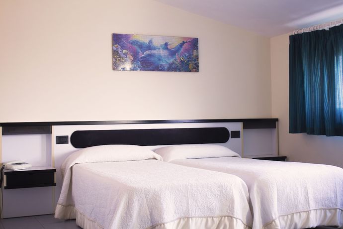 Imagen de la habitación del Hotel Falisco. Foto 19