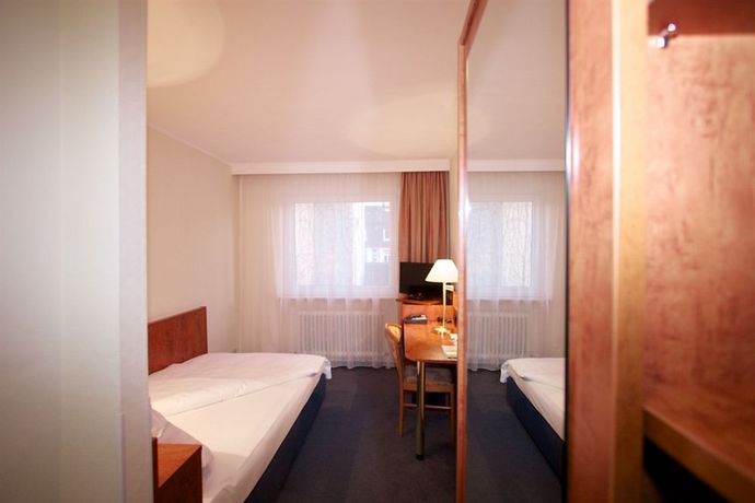 Imagen de los interiores del Hotel Falk Hotel. Foto 15