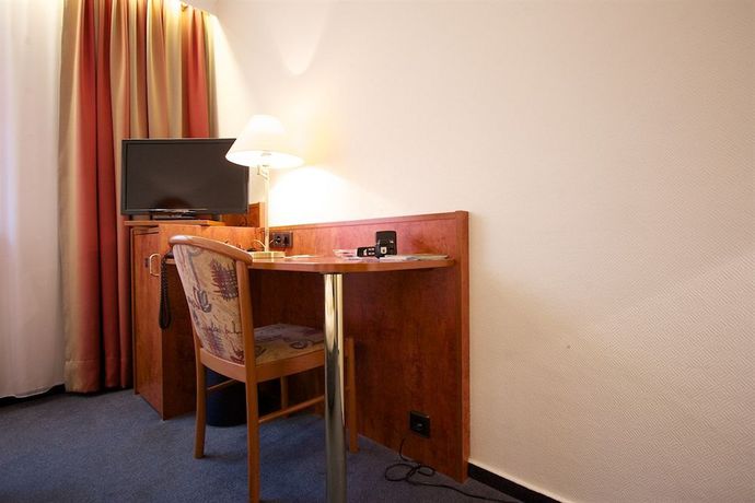 Imagen de la habitación del Hotel Falk Hotel. Foto 9