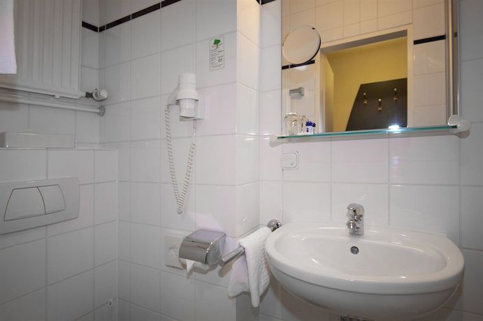 Imagen de la habitación del Hotel Falk Hotel. Foto 10