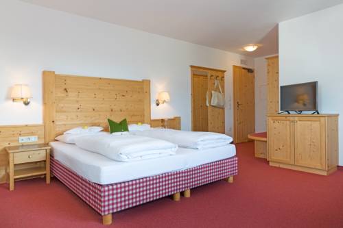 Imagen de la habitación del Hotel Falken, Casteldarne. Foto 8