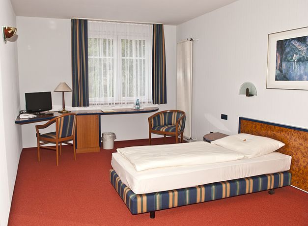 Imagen de la habitación del Hotel Falkenstein, Dorfstadt. Foto 4