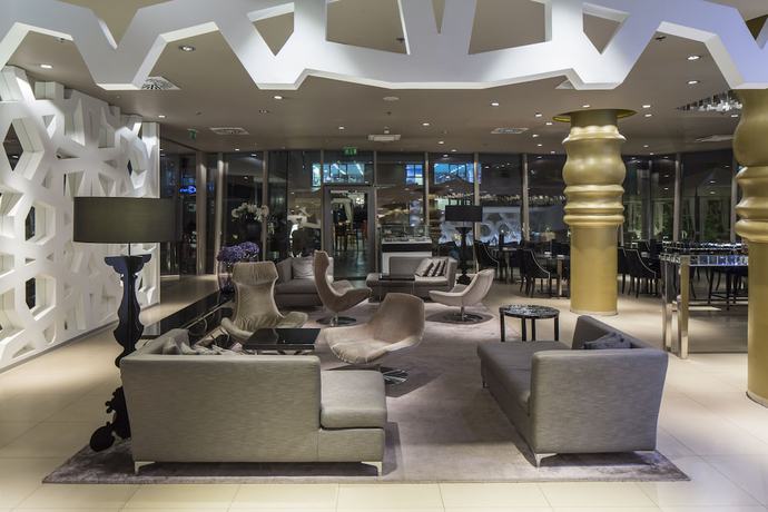 Imagen del bar/restaurante del Hotel Falkensteiner Belgrade. Foto 2