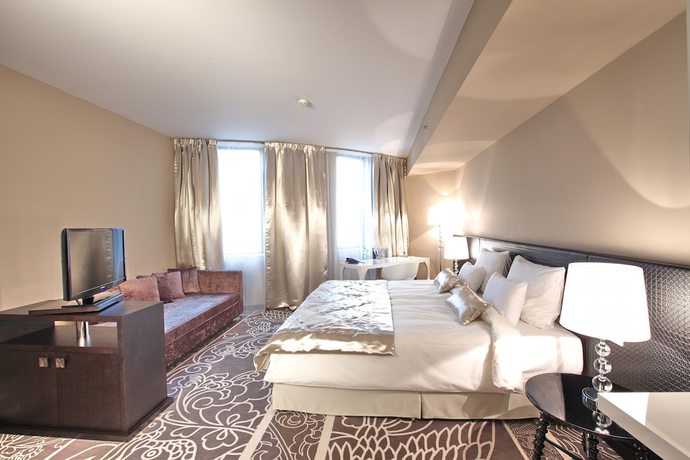 Imagen de la habitación del Hotel Falkensteiner Belgrade. Foto 11